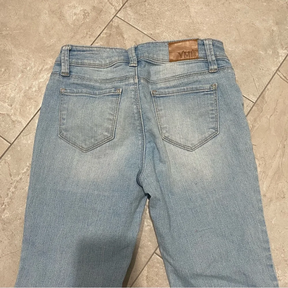 Kids YMI Girls Light Wash Blue Distressed Ripped Denim Jeans Size 10 L
